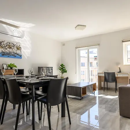 F9 Modern And Bright In Malta Appartamento