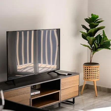 F9 Modern And Bright In Malta *