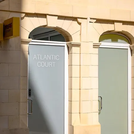 F9 Modern And Bright In Malta