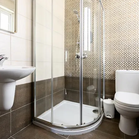F9 Modern And Bright In Malta * מסידה