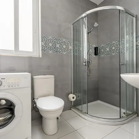 F9 Modern And Bright In Malta 姆西达