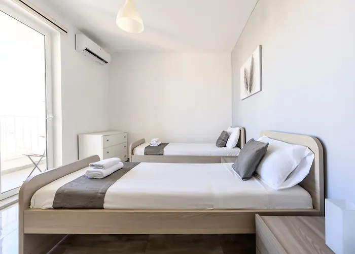 Apartment F9 Modern And Bright In Malta *